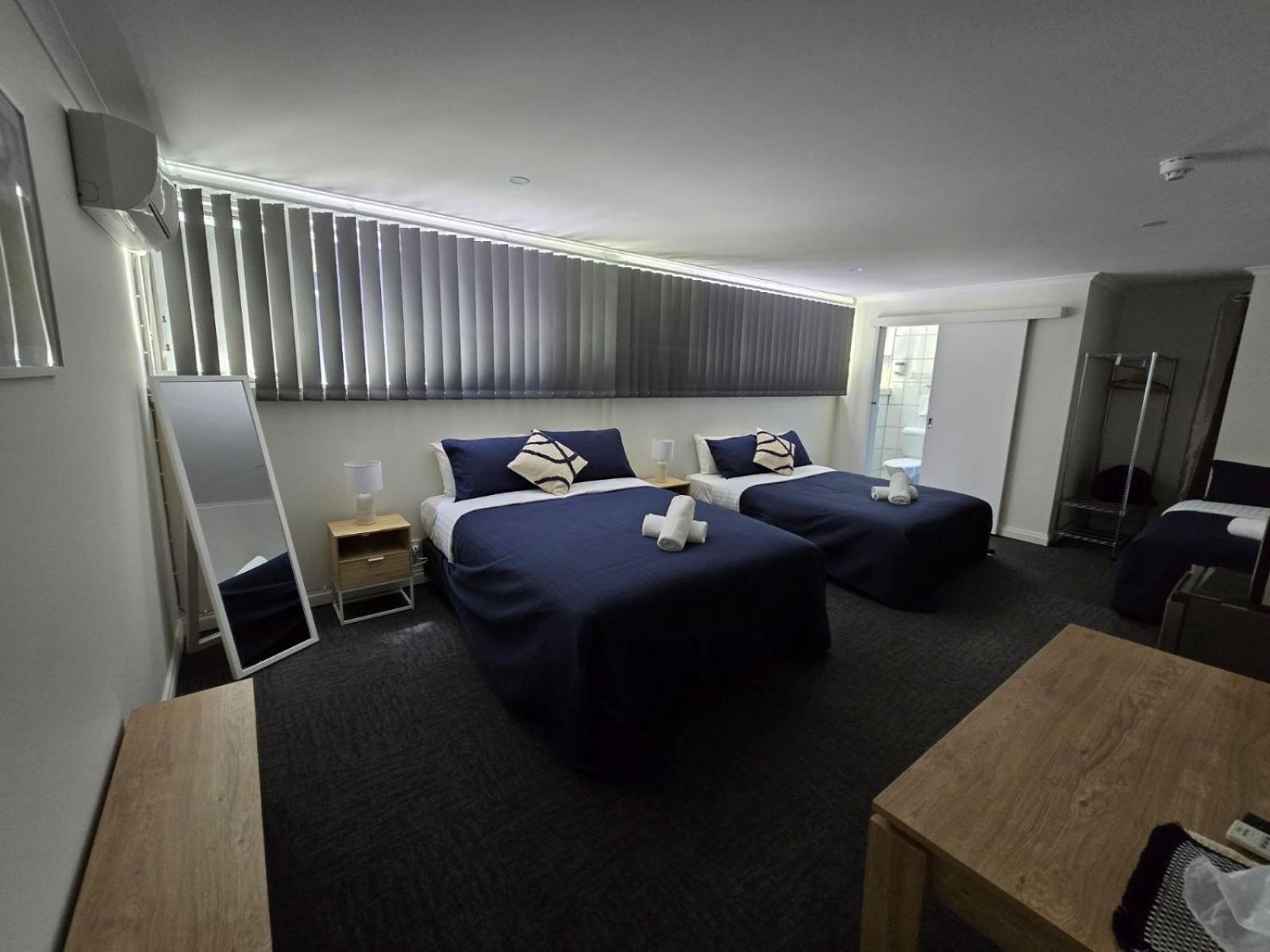 Warners Bay Hotel Esterno foto
